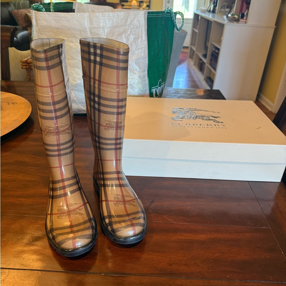 Burberry Rain boots